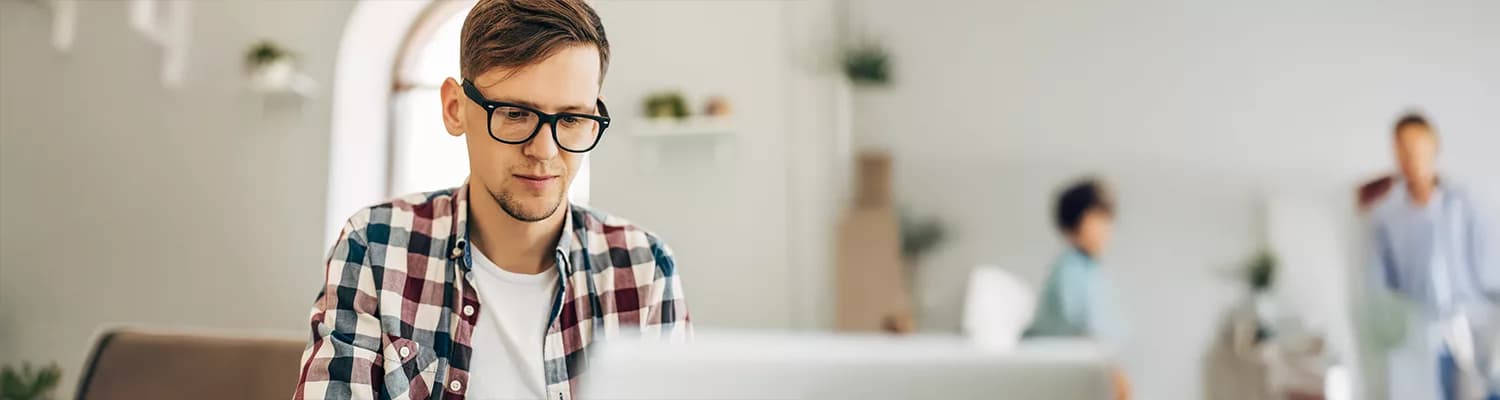 Un élu CSE placé en activité partielle peut-il poser des heures de délégation ?